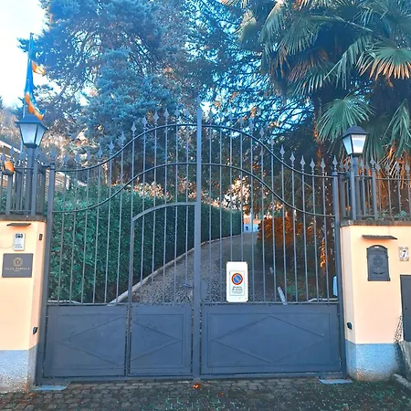 La Camelia, La Nostra Tripla Con Vista Lago, Al Secondo Piano Della Isabella * Stresa