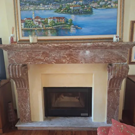 Guest house La Camelia, La Nostra Tripla Con Vista Lago, Al Secondo Piano Della Isabella Stresa