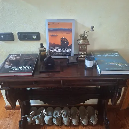 בית הארחה The Camelia, Our With View, Private Bathroom And Dedicated Parking At The Isabella סטרסה